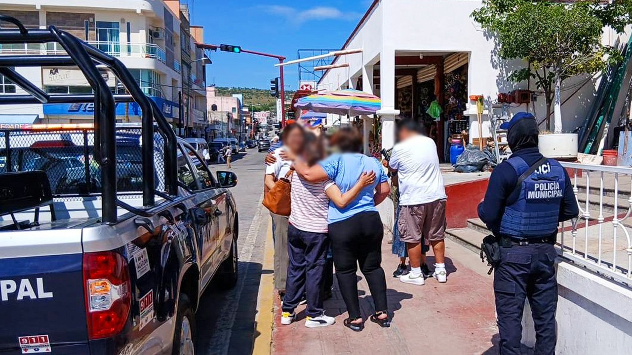 Rescatan a víctima de secuestro virtual y evitan pago de 200 mil pesos en Acatlán