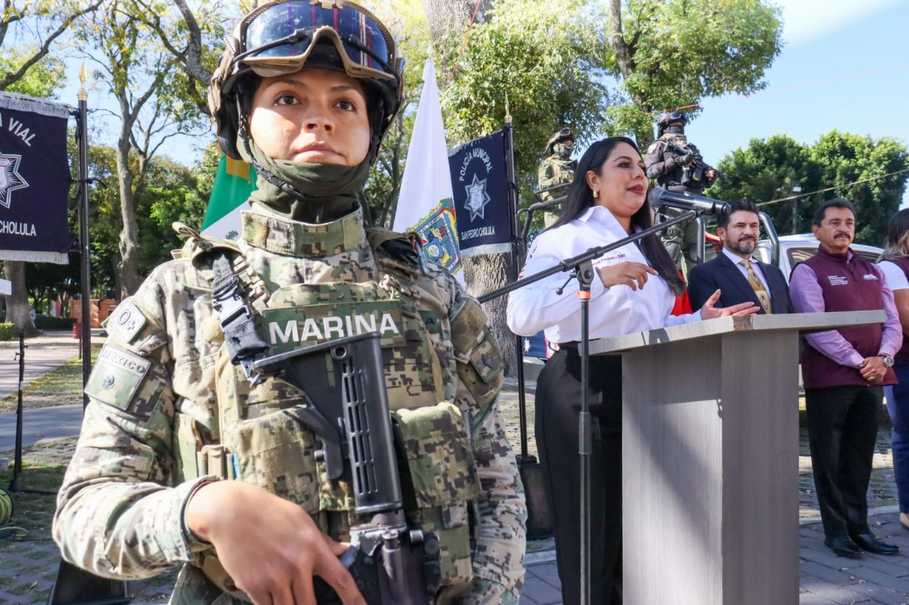 San Pedro Cholula refuerza su seguridad: Tonantzin Fernández entrega nuevas patrullas para proteger a las familias