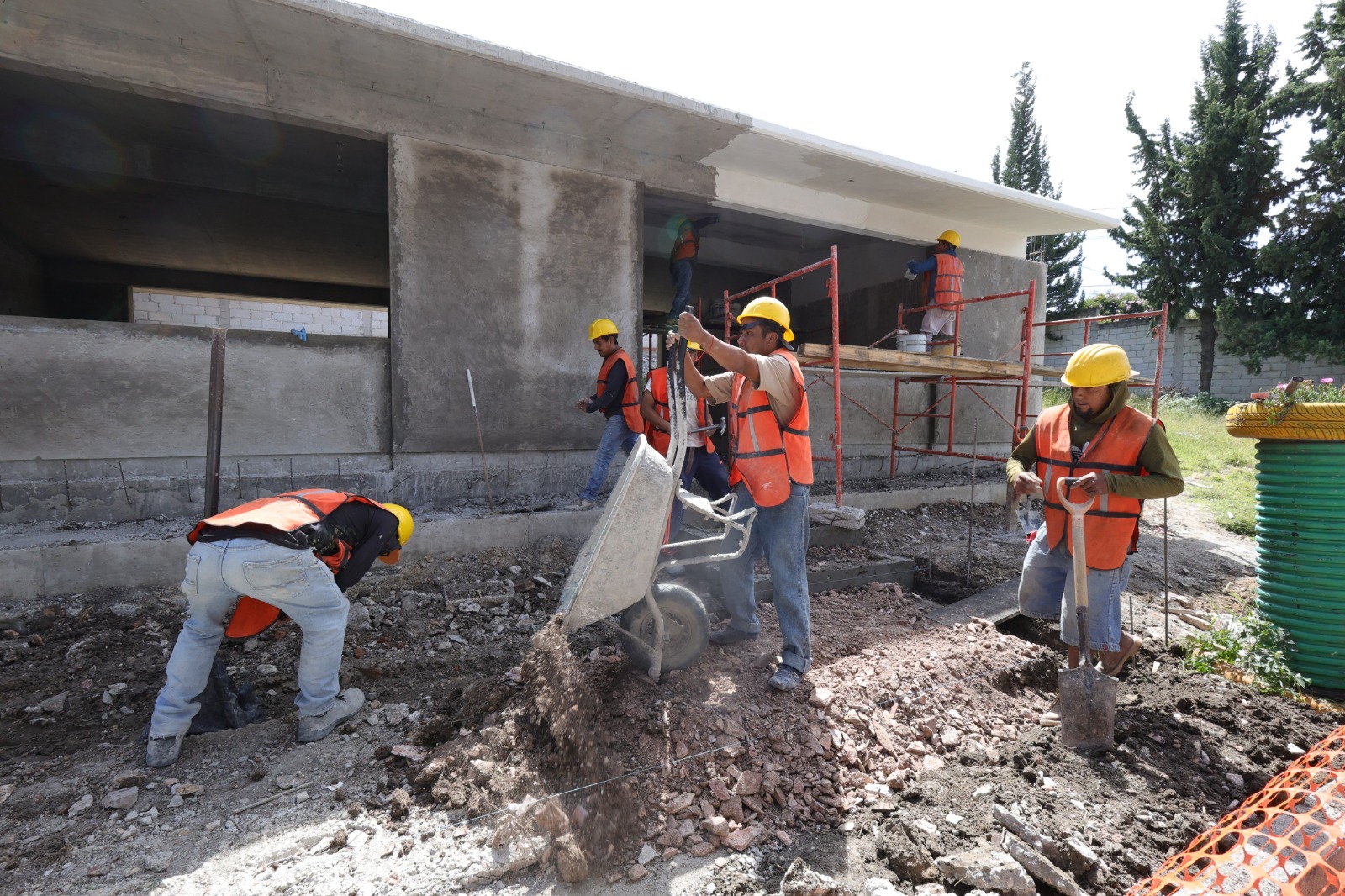 Escuelas más dignas y seguras marcan el primer año de gobierno en Puebla
