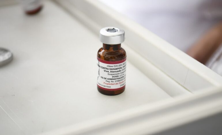 Secretaría de Salud garantiza vacuna contra sarampión en todo el estado