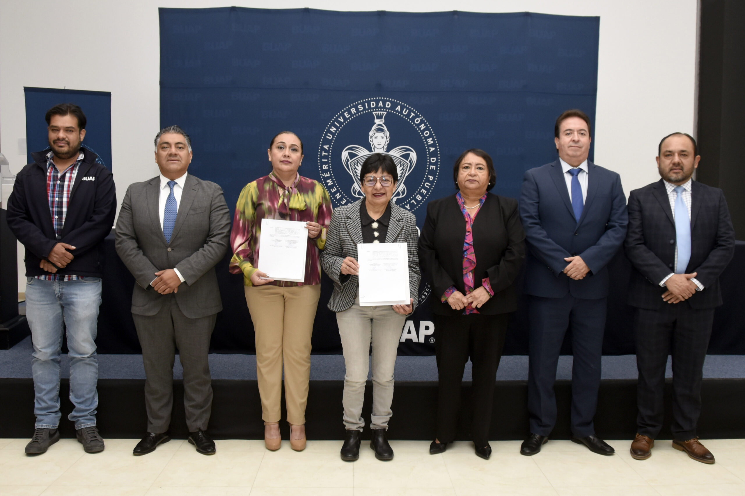 BUAP acuerda aumento salarial del 4% con el SITBUAP