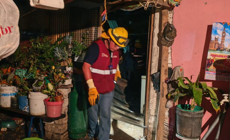 Granizada deja daños en Tlacotepec; activan apoyo