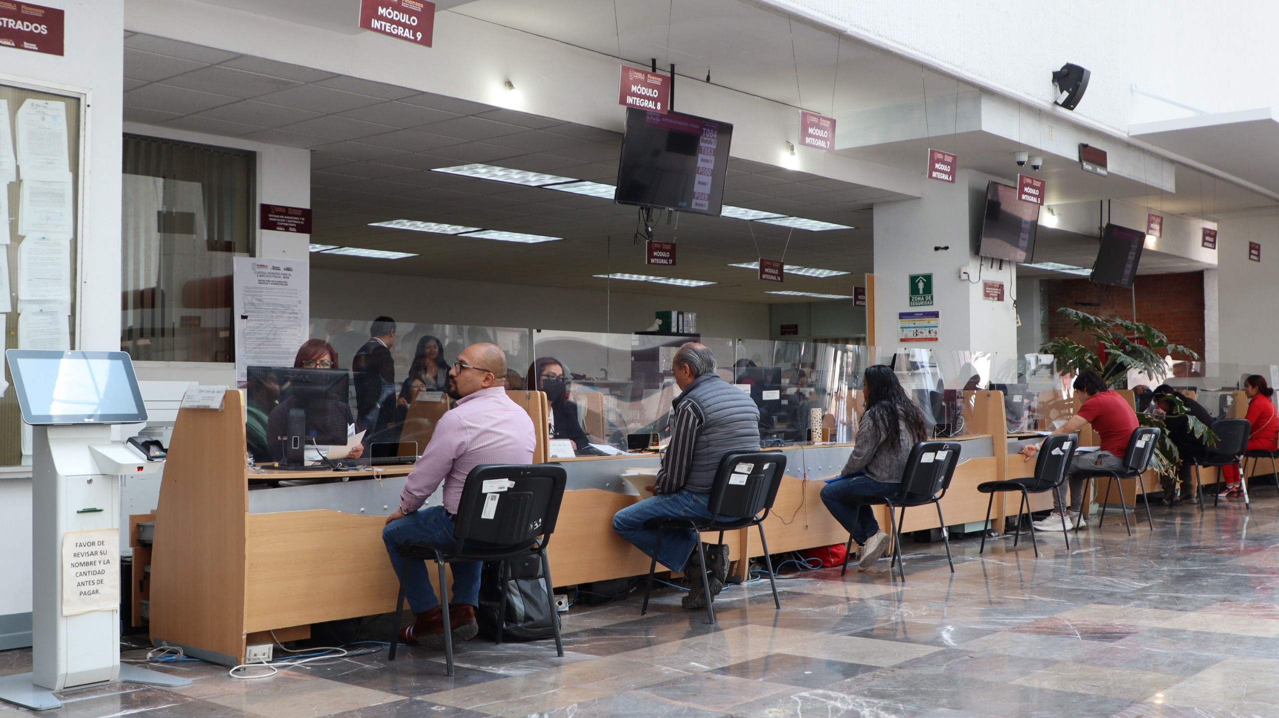 Abrirán oficinas recaudadoras en fines de semana para facilitar pago de control vehicular