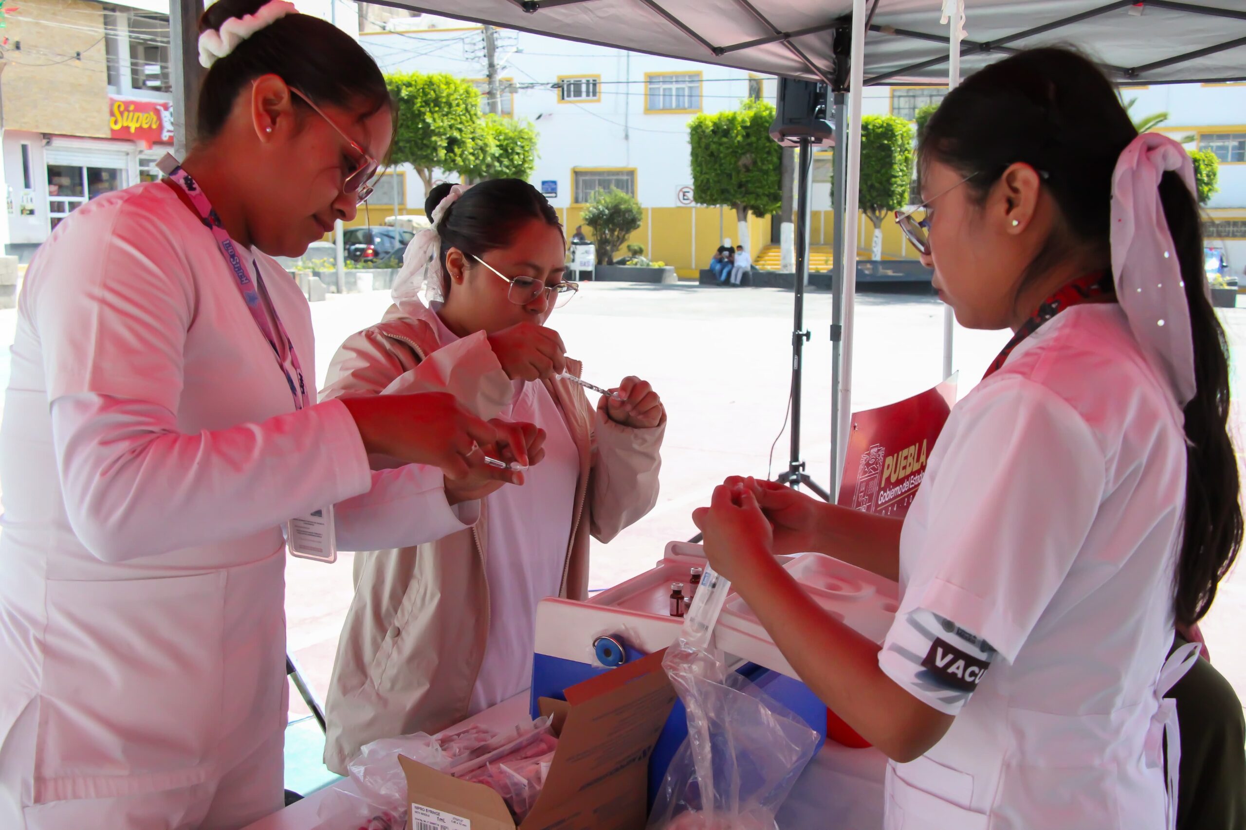 Vacunación contra sarampión llega a Canoa