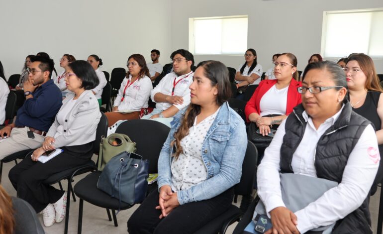 CEPOSAMI capacita psicólogos para fortalecer atención en salud mental