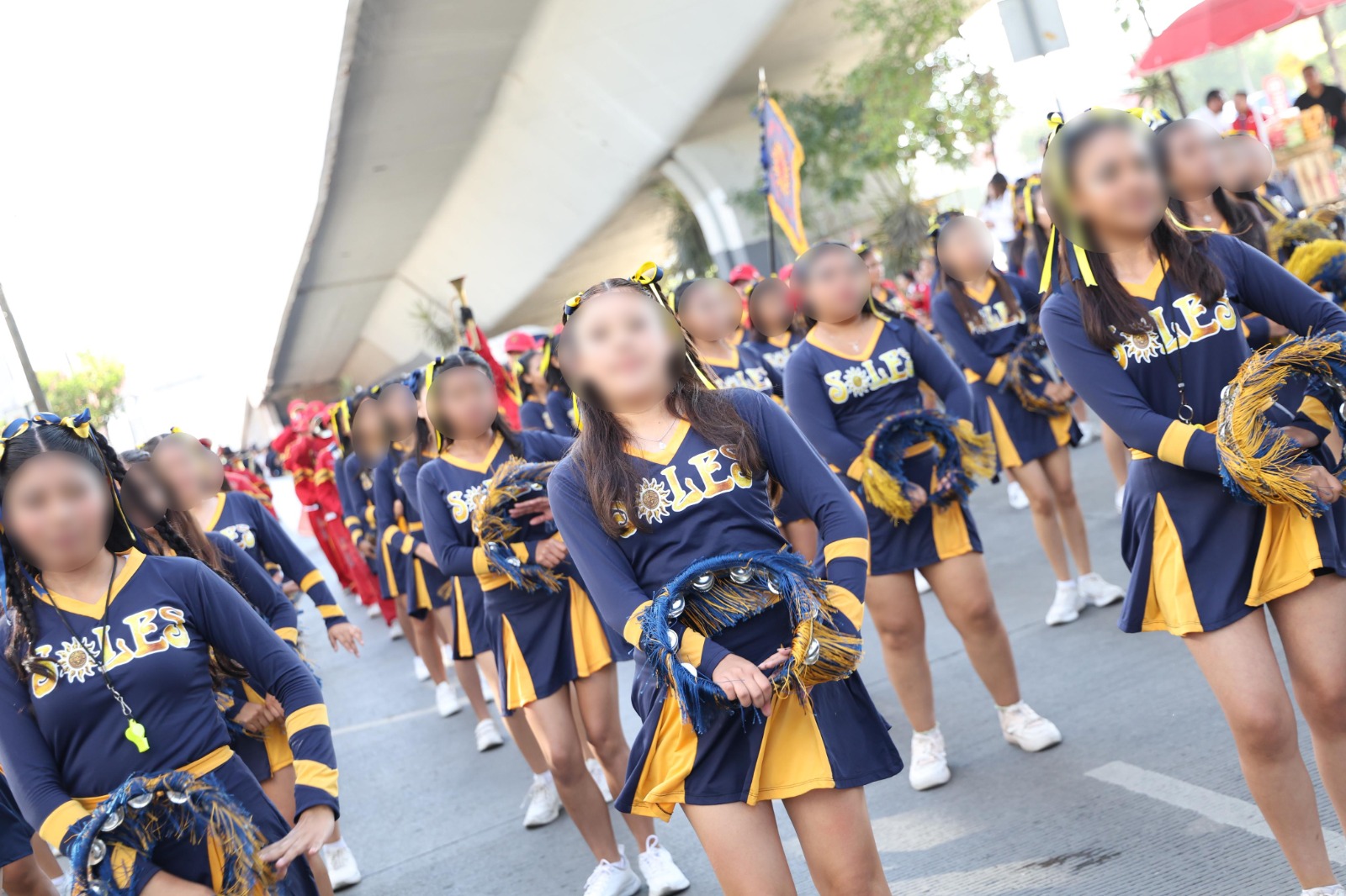 Más de 8 mil estudiantes ensayan para desfile del 5 de mayo en Puebla