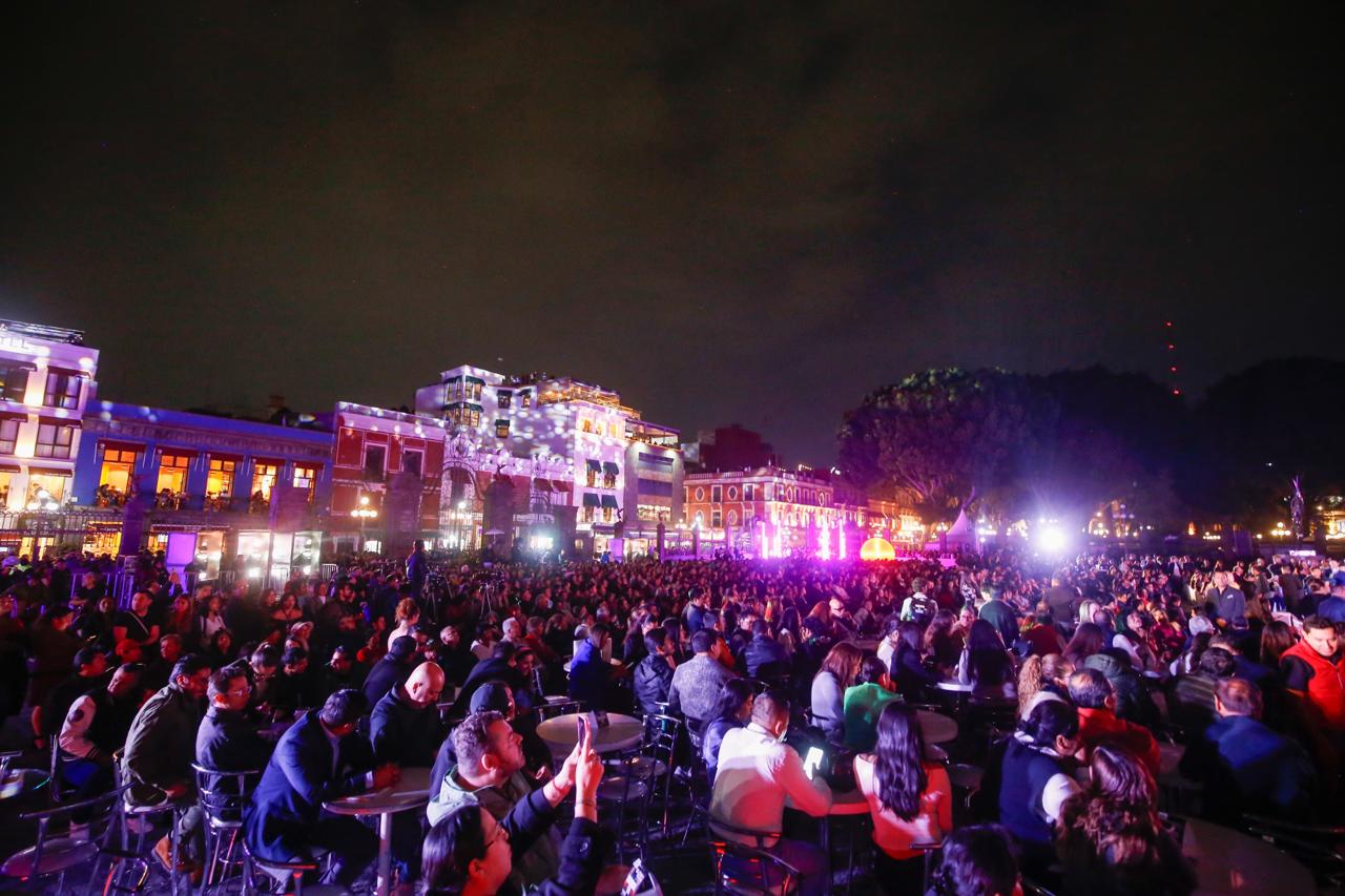 Glow atrae 150 mil visitantes diarios en Puebla