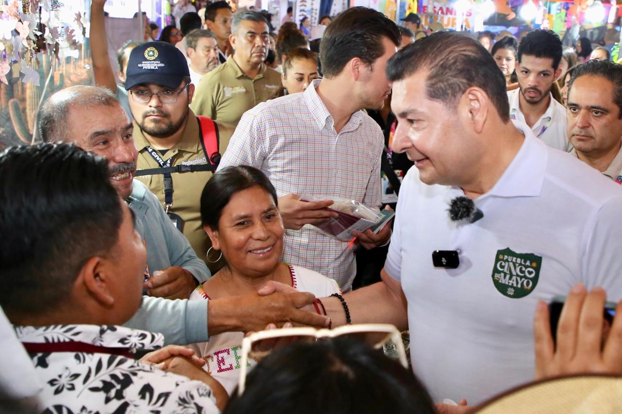 La Feria de Puebla con lleno total y saldo blanco