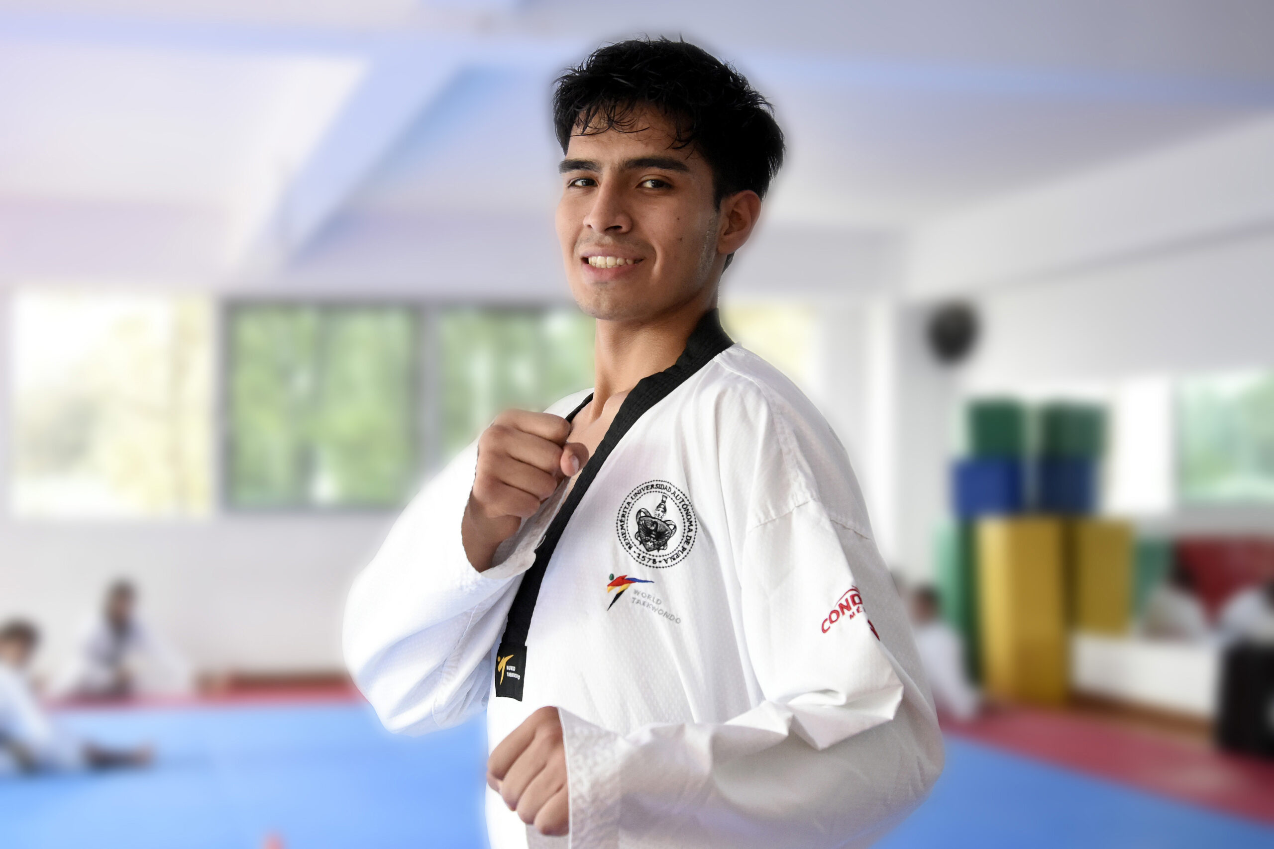 Estudiante de la BUAP clasifica a Olimpiada Nacional de Taekwondo