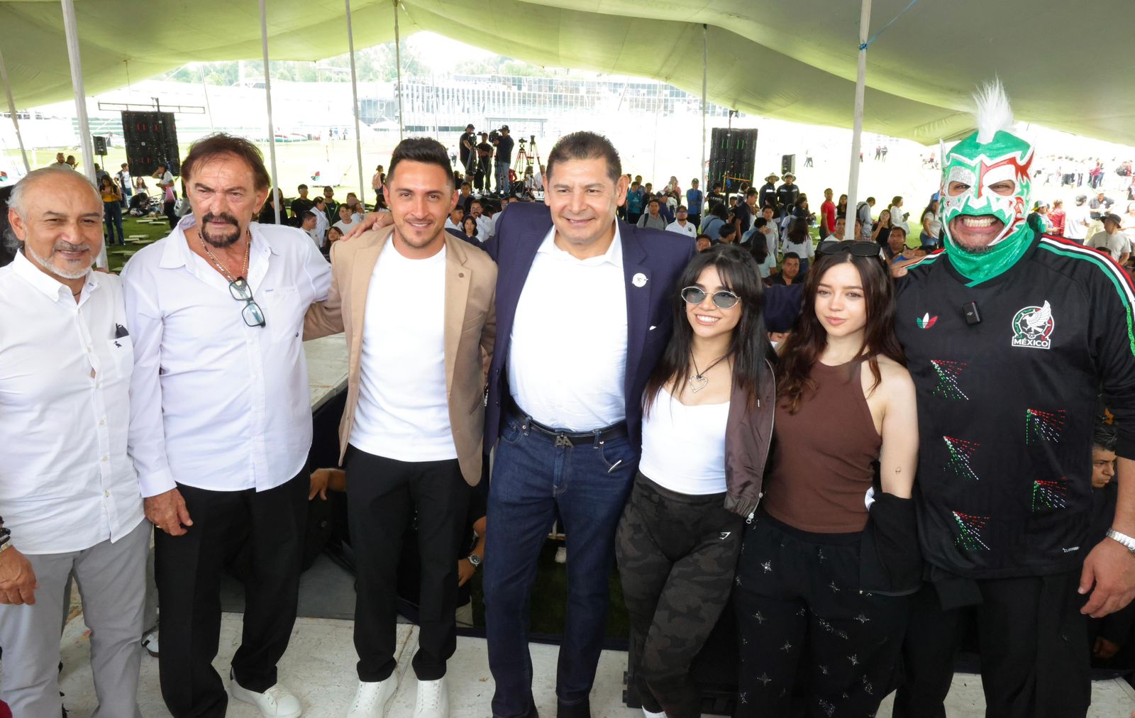 Exmundialistas e influencers se reúnen en Puebla