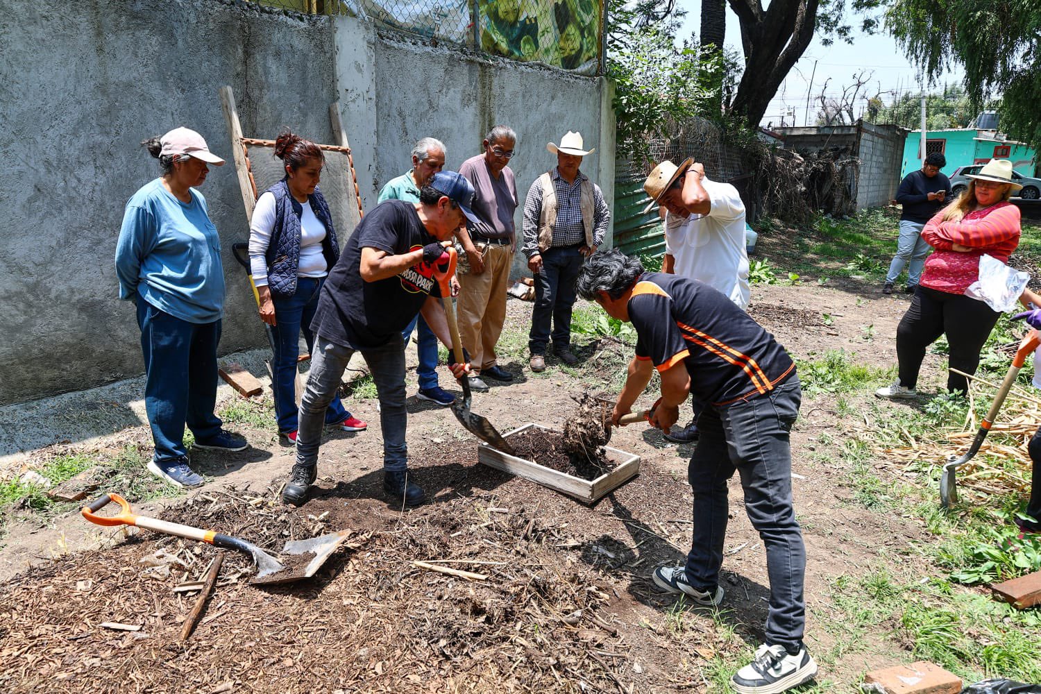 Impulsan elaboración de compostas tras limpieza del Río Rabanillo en San Pedro Cholula