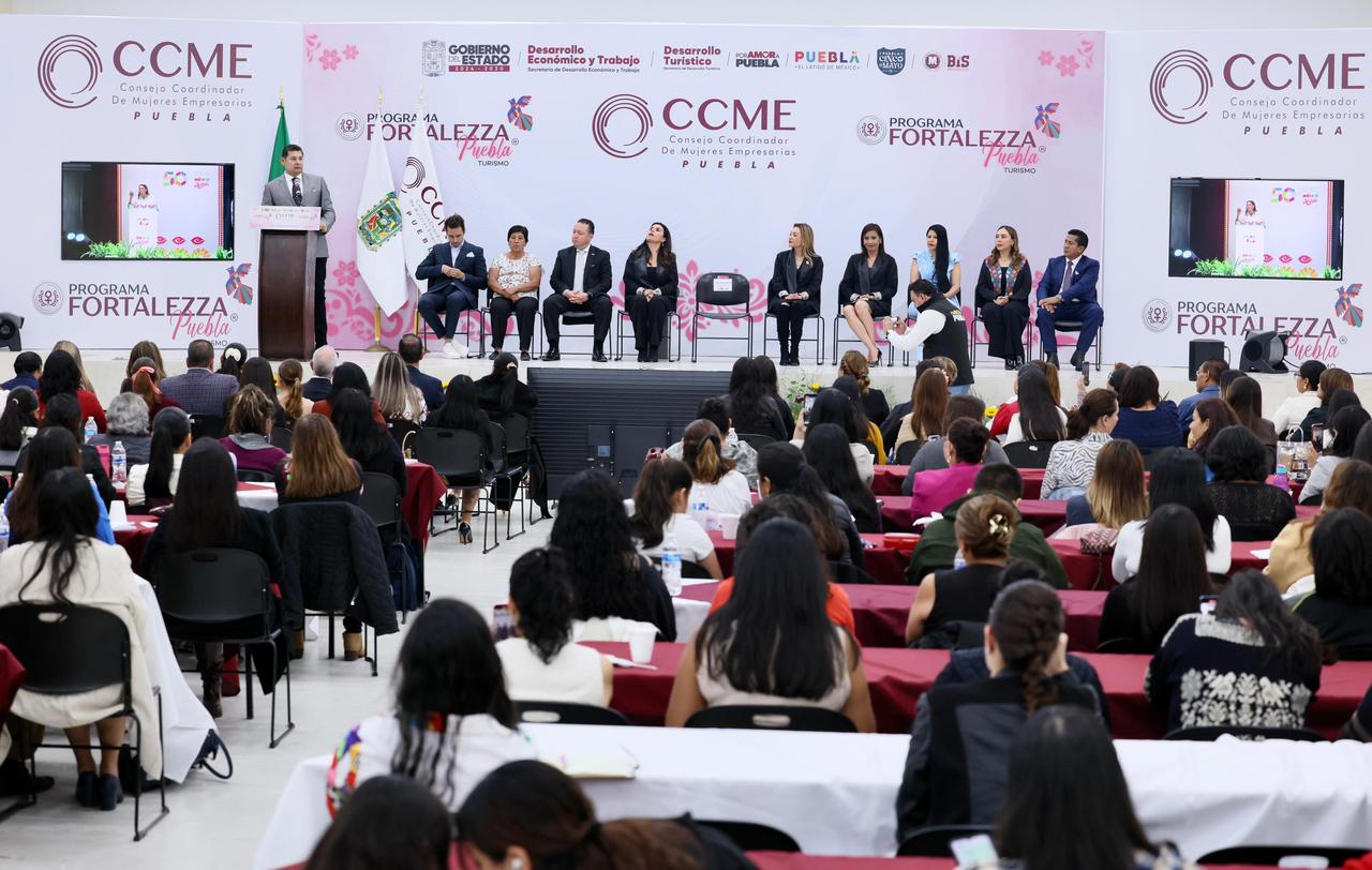 Capacitarán a 400 empresarias para impulsar el turismo en Puebla