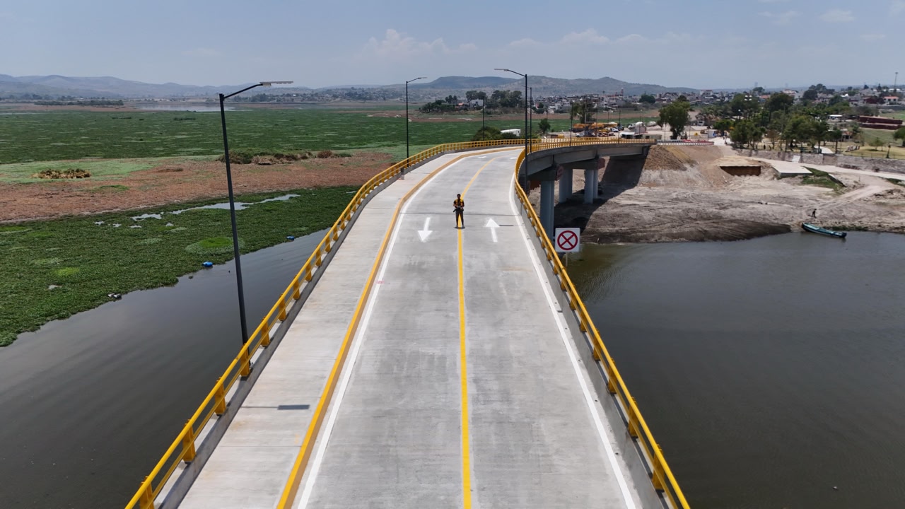 Puente detona desarrollo en la Mixteca poblana