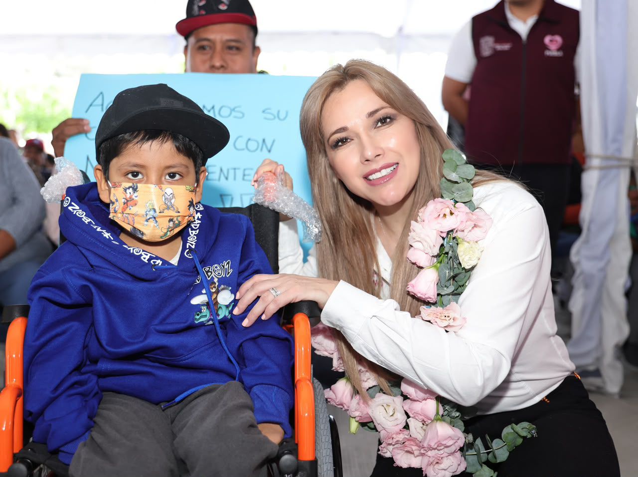 SEDIF acerca apoyos y atención médica a familias de Hueyotlipan