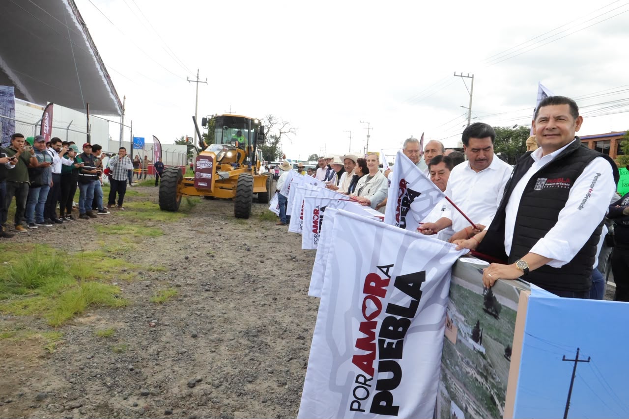 Arranca ampliación carretera en San José Chiapa