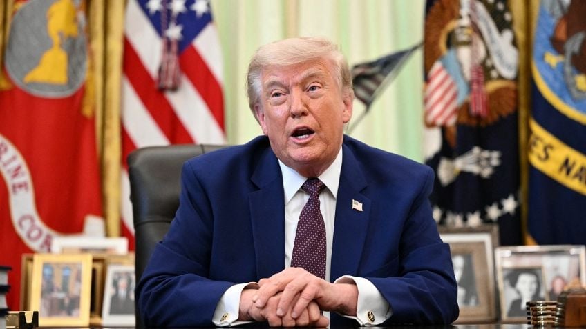 Trump carga contra el comunismo en tensión con México