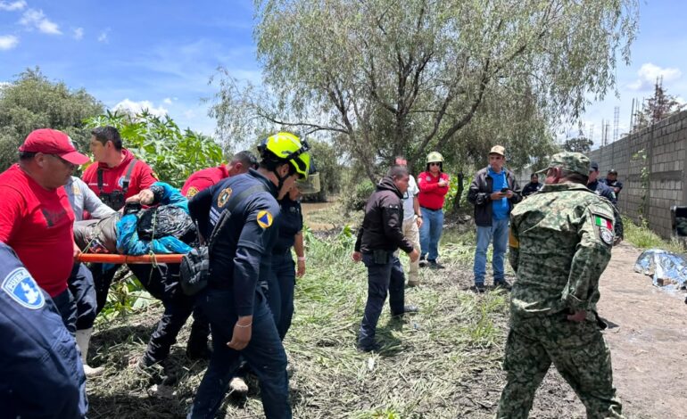 Localizan tres cuerpos en patrulla hallada en el río Atoyac