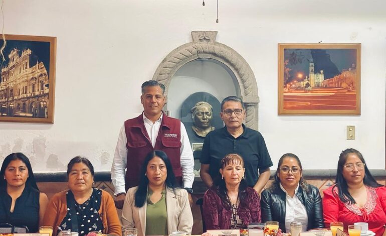 Carlos Gómez Tepoz lleva esperanza y servicios gratuitos a las familias más vulnerables de Puebla