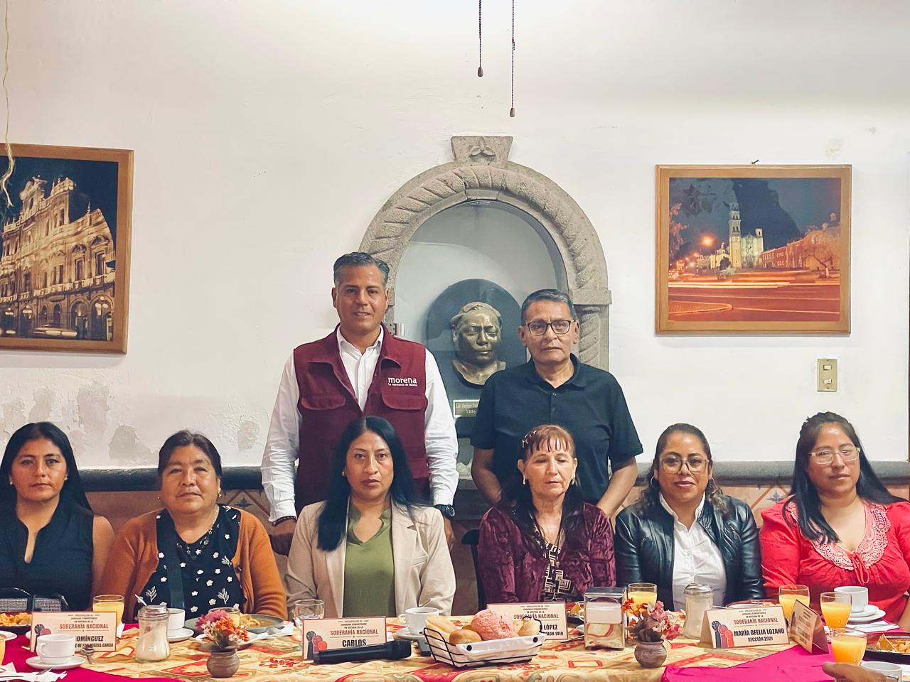 Carlos Gómez Tepoz lleva esperanza y servicios gratuitos a las familias más vulnerables de Puebla
