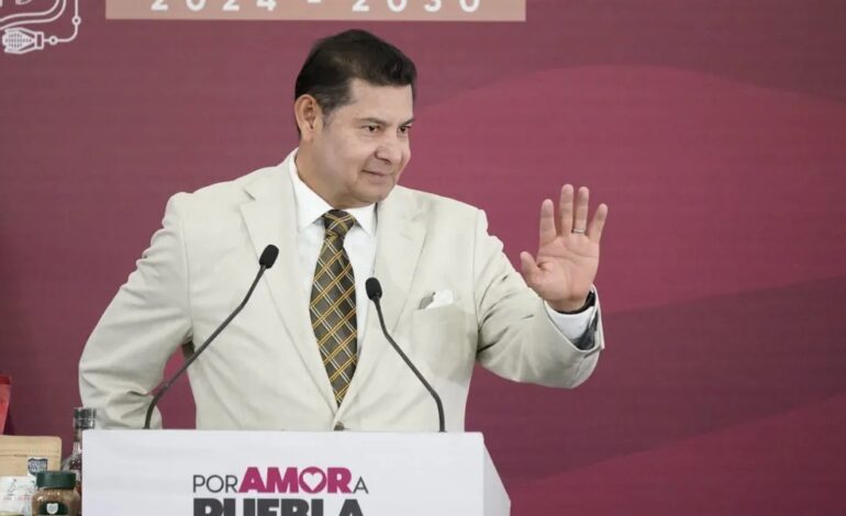 Armenta se ofrece a realizar antidoping y respalda pruebas para aspirantes en Puebla