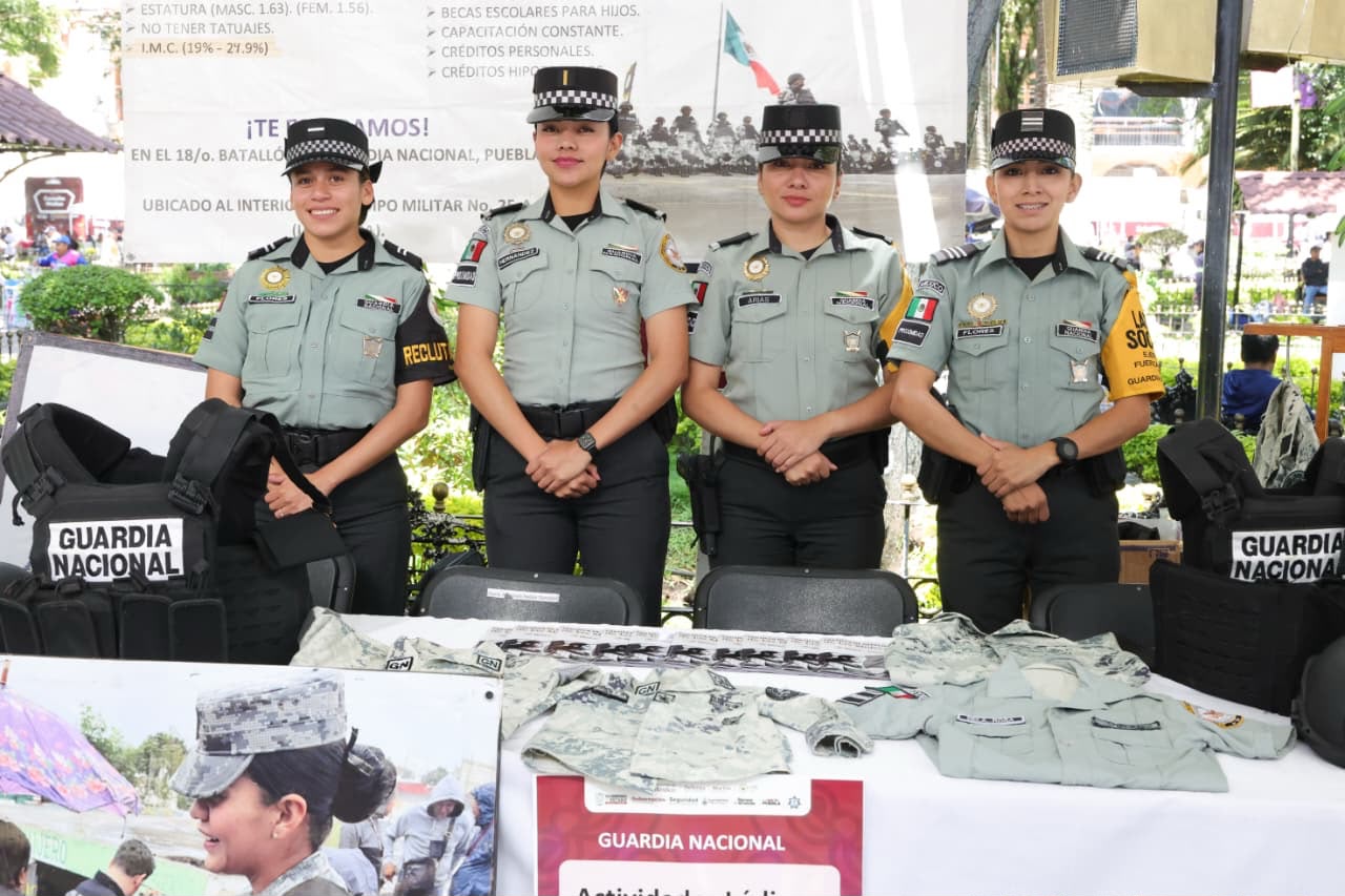 Llevan salud gratuita a familias de Huauchinango
