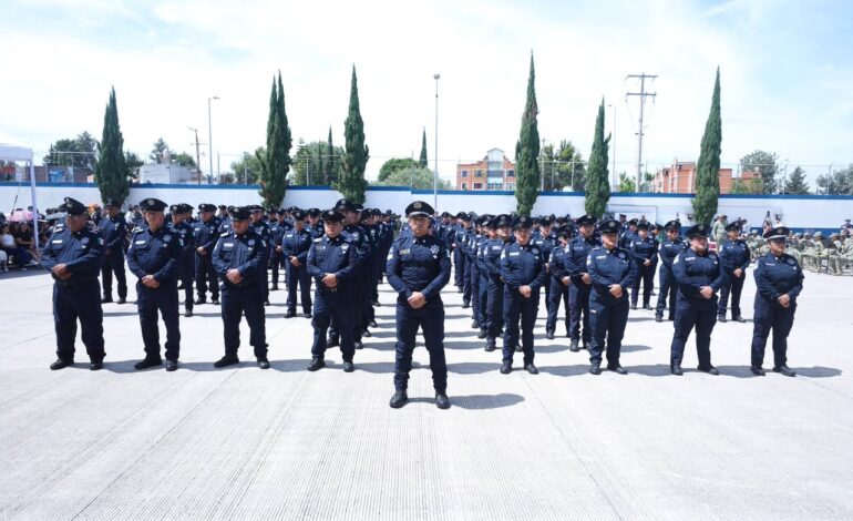 Pepe Chedraui reconoce a 119 policías de la Ciudad por su trayectoria y compromiso