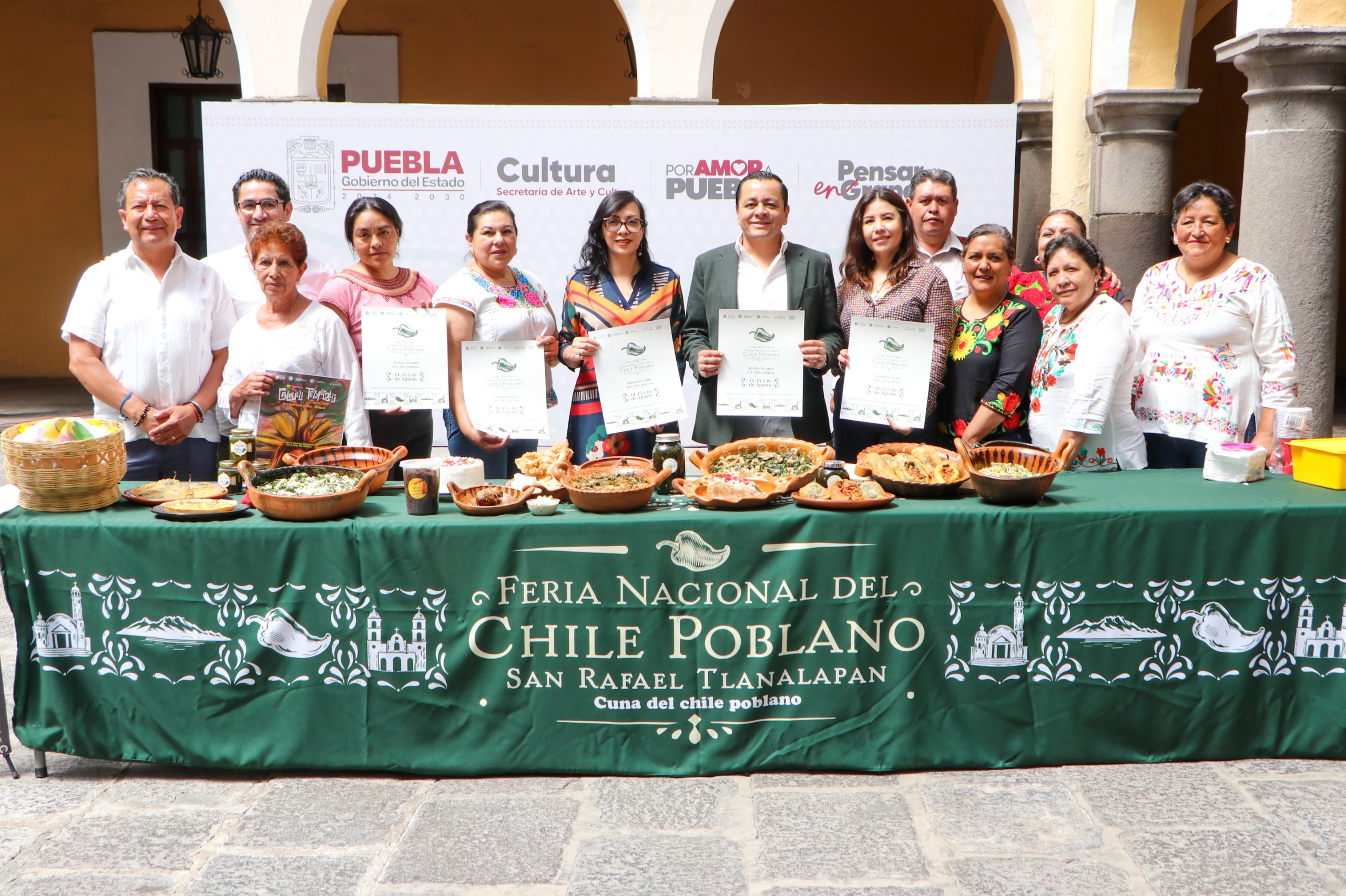 La Feria Nacional del Chile Poblano y el Festival Calpulli Texmocalli reunirán cocina tradicional, actividades culturales y productores locales para fortalecer el turismo y las tradiciones.