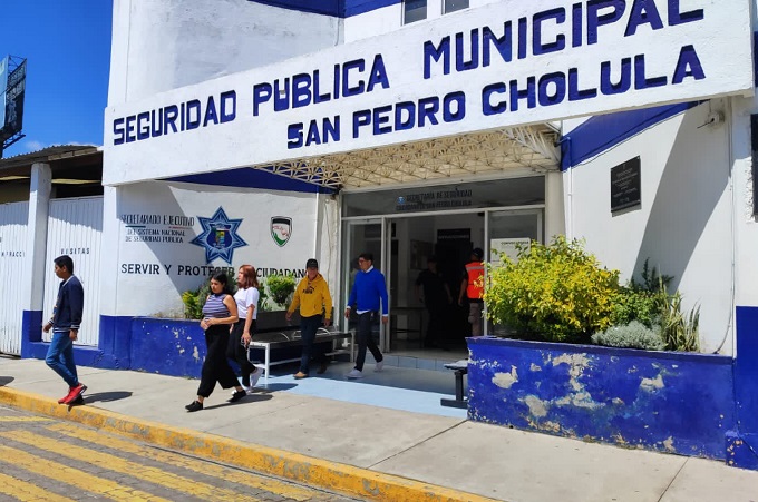 Retiran 52 cámaras instaladas de forma irregular en San Pedro Cholula
