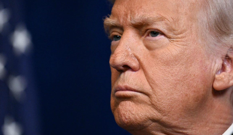Trump amenaza con nuevos aranceles a Europa por acercamiento con Canadá
