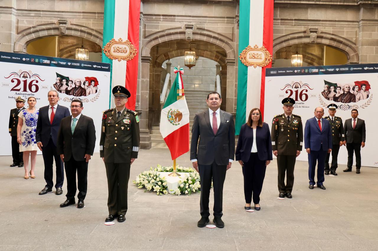 Puebla inicia las Fiestas Patrias con la colocación del Bando Solemne