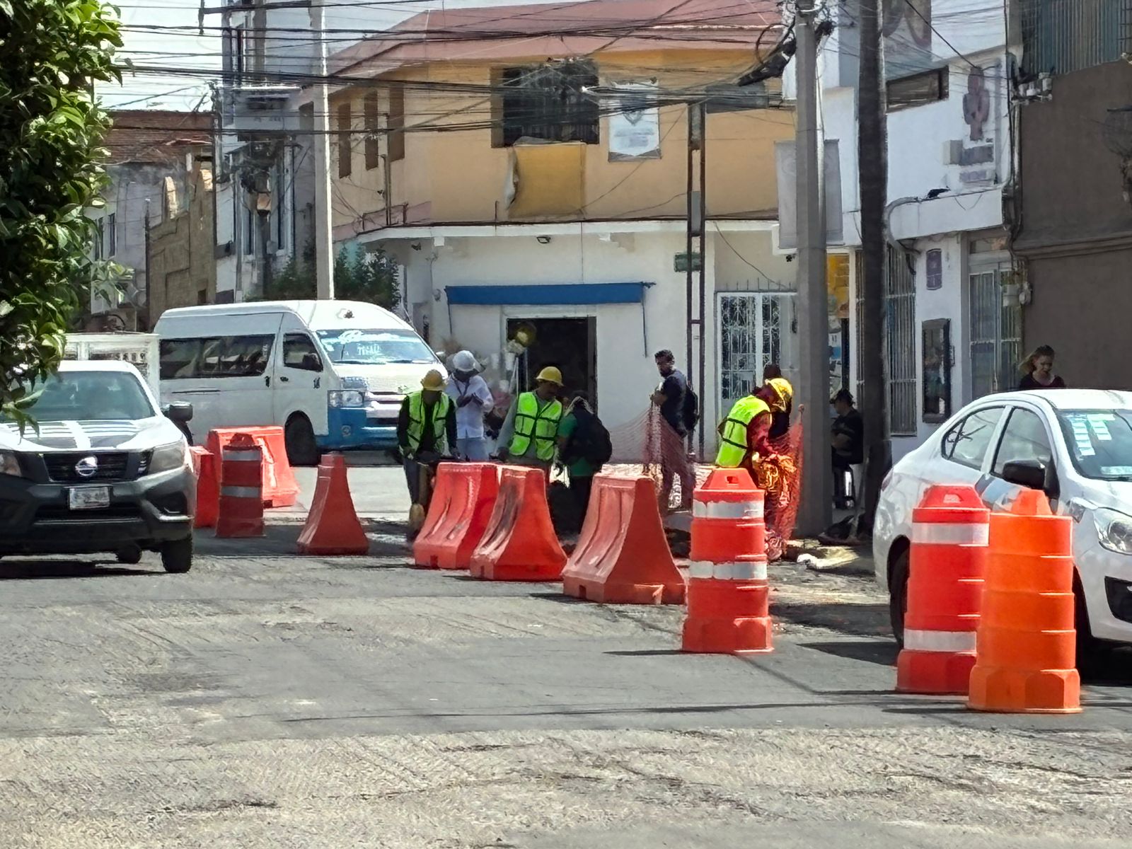 Reemplazan tubería de más de 25 años en colonia Gabriel Pastor