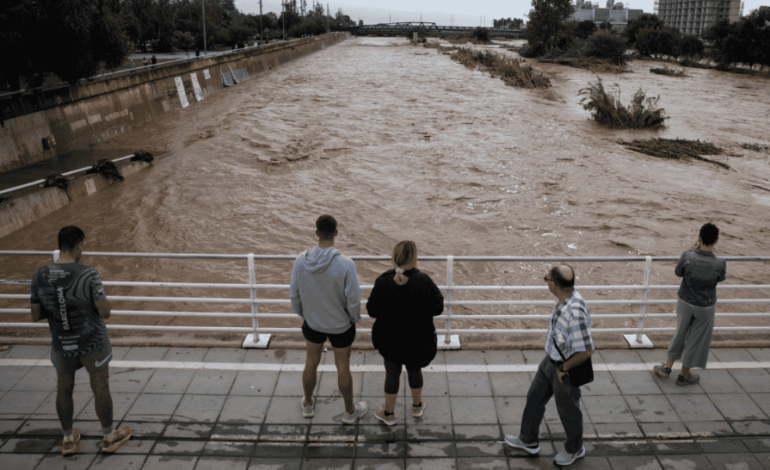 Lluvias torrenciales en Barcelona dejan dos muertos, un desaparecido e inundaciones en Cataluña