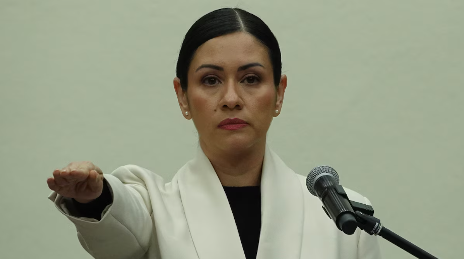 Blanca Cruz asume la presidencia provisional del INE tras la renuncia de Guadalupe Taddei