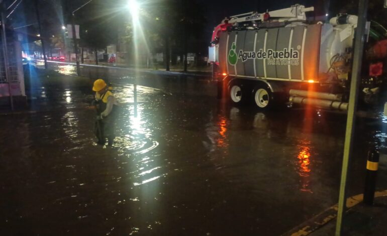 Agua de Puebla desazolva más de 1,700 kilómetros de drenaje para prevenir inundaciones por lluvias